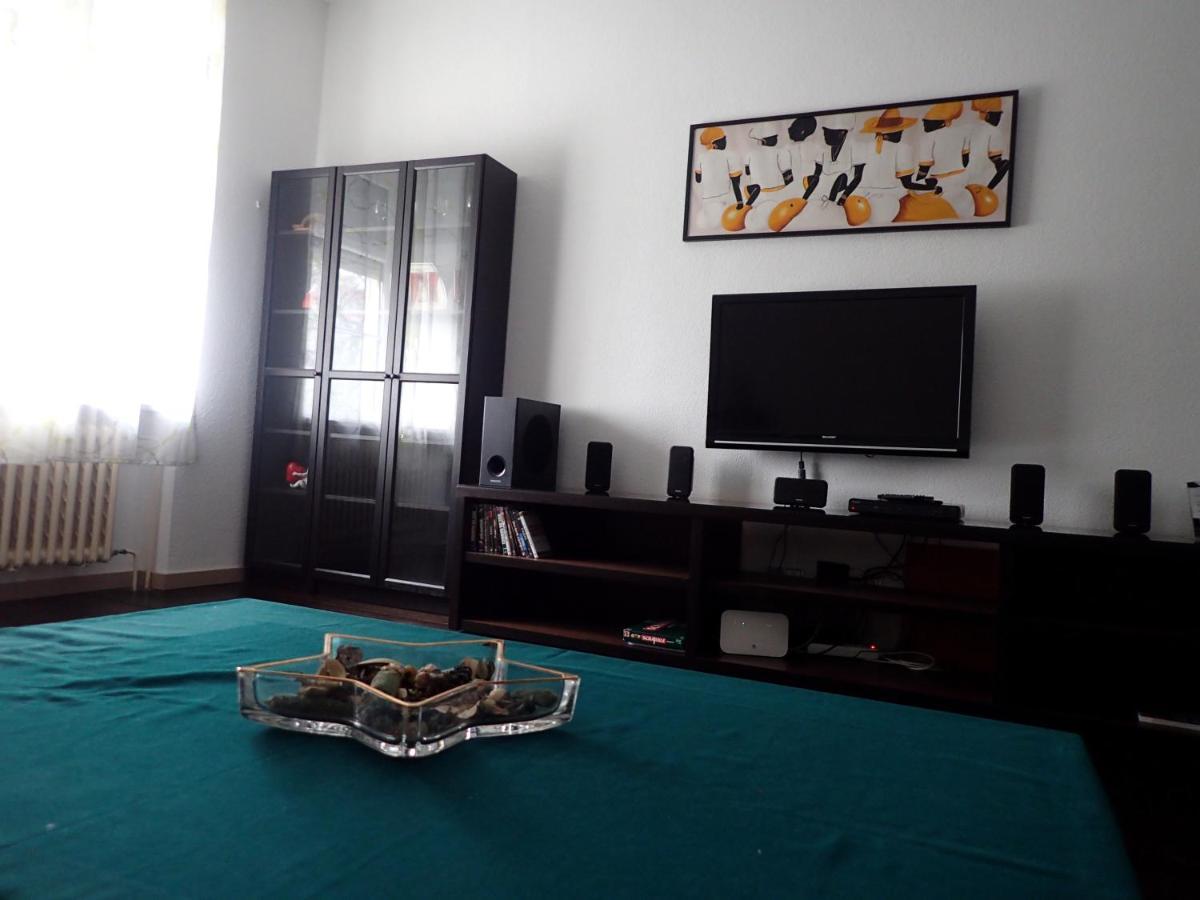 Superior Apartment Bratislava Exterior photo